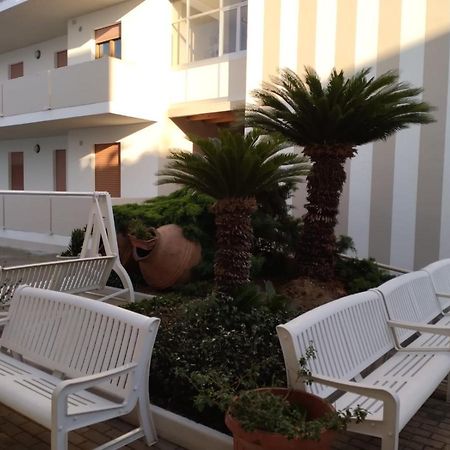 ألبا أدرياتيكا Claudia Residence المظهر الخارجي الصورة