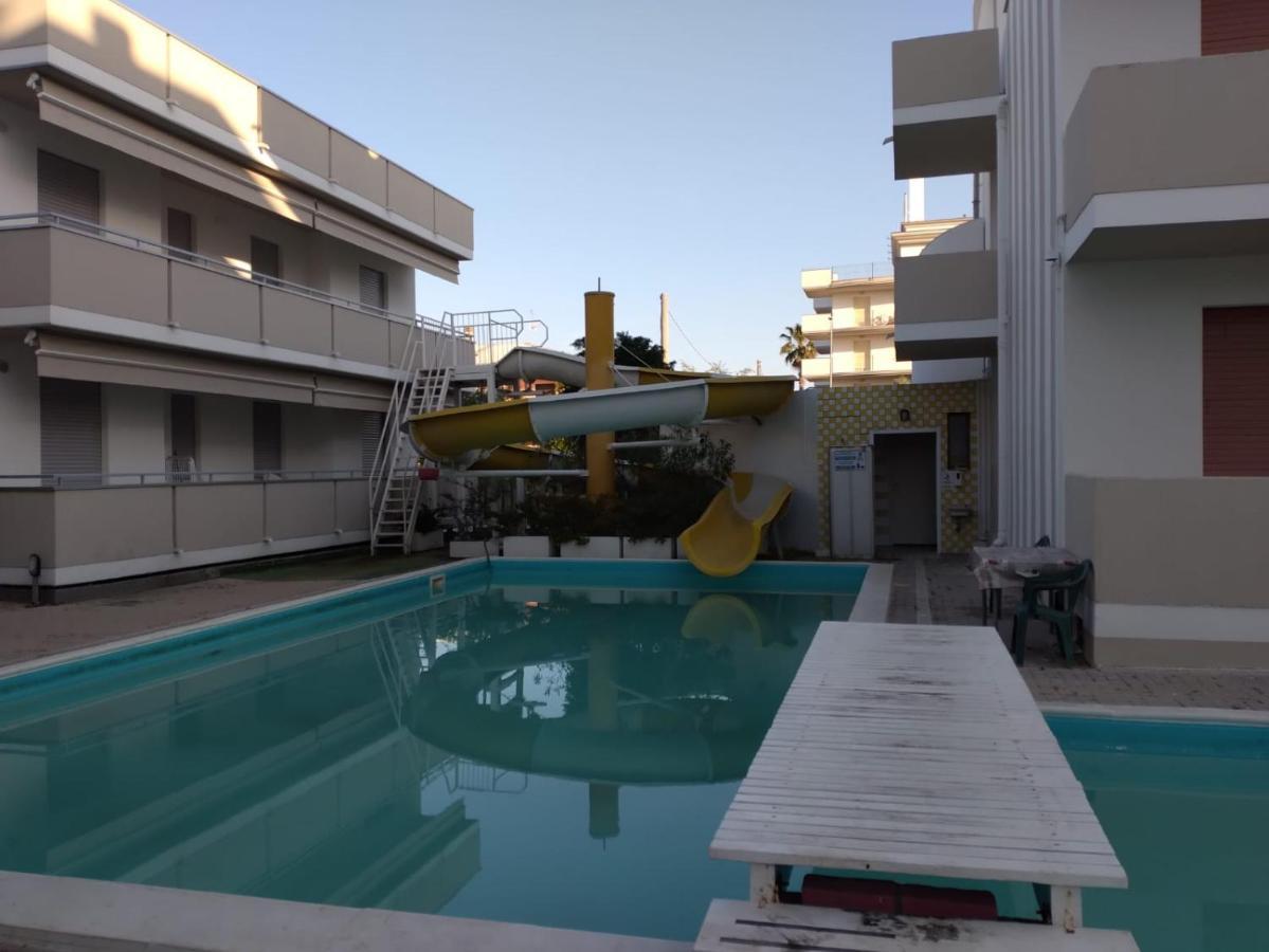 ألبا أدرياتيكا Claudia Residence المظهر الخارجي الصورة
